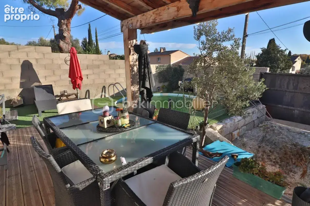 Maison R+1, 112m² habitable sur 320m² de terrain, 3 chambres, piscine - photo 14