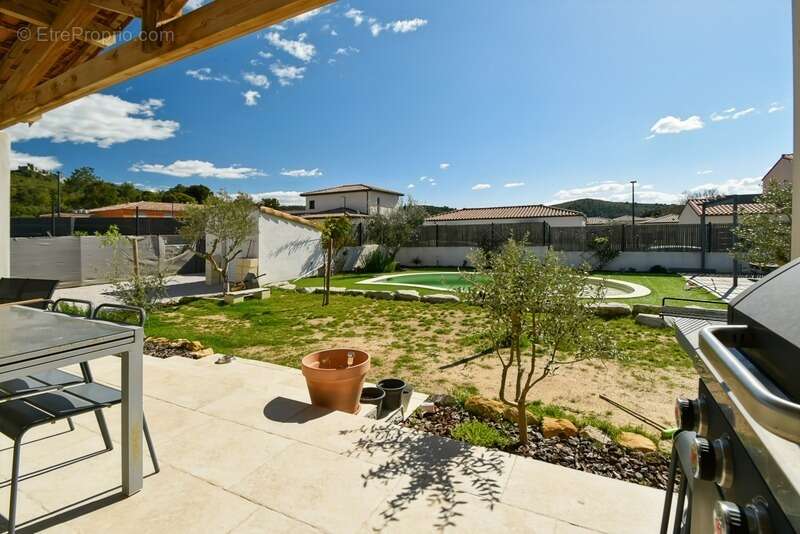 Villa Plain-pied Contemporaine 124m² – Piscine – Terrain 750m² – Aumelas (34) - photo 12