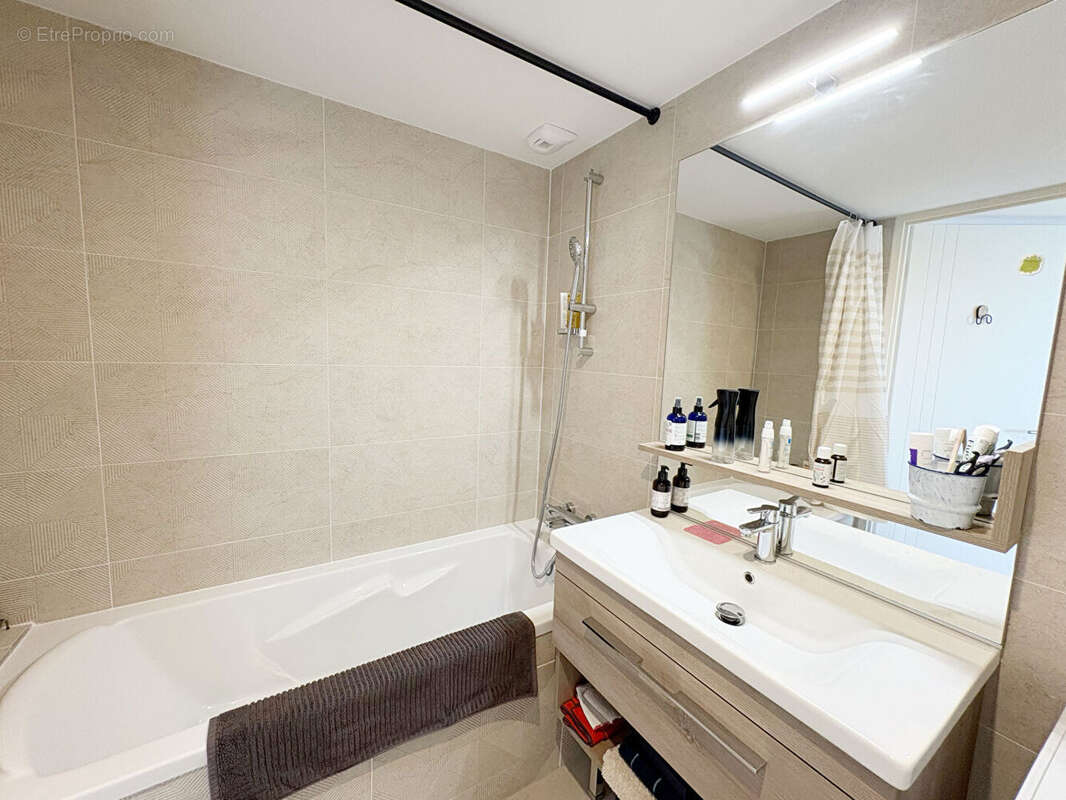 Appartement à HYERES