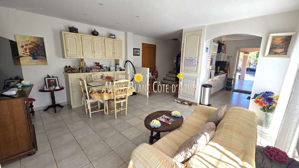 Villa 3 chambres 100 m2 terrain 824 m2 proche centre et plage - photo 9