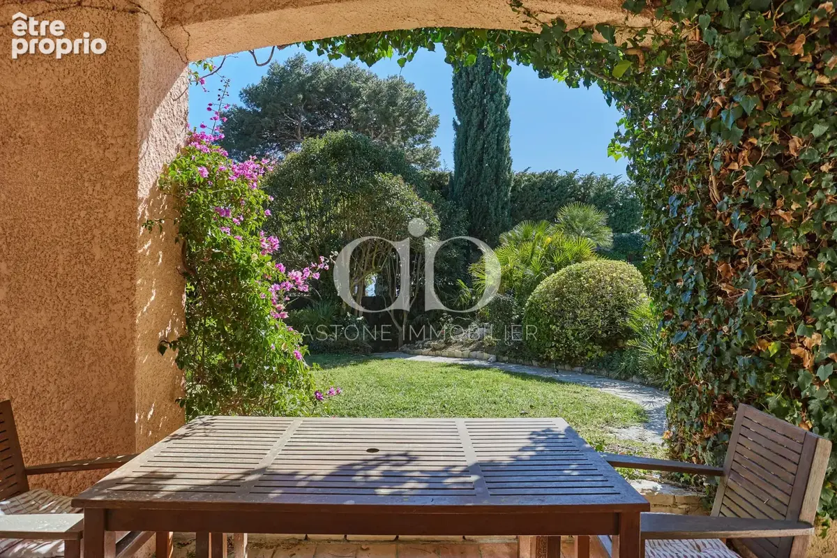 Cassis / propriete avec une vue magnifique - photo 4