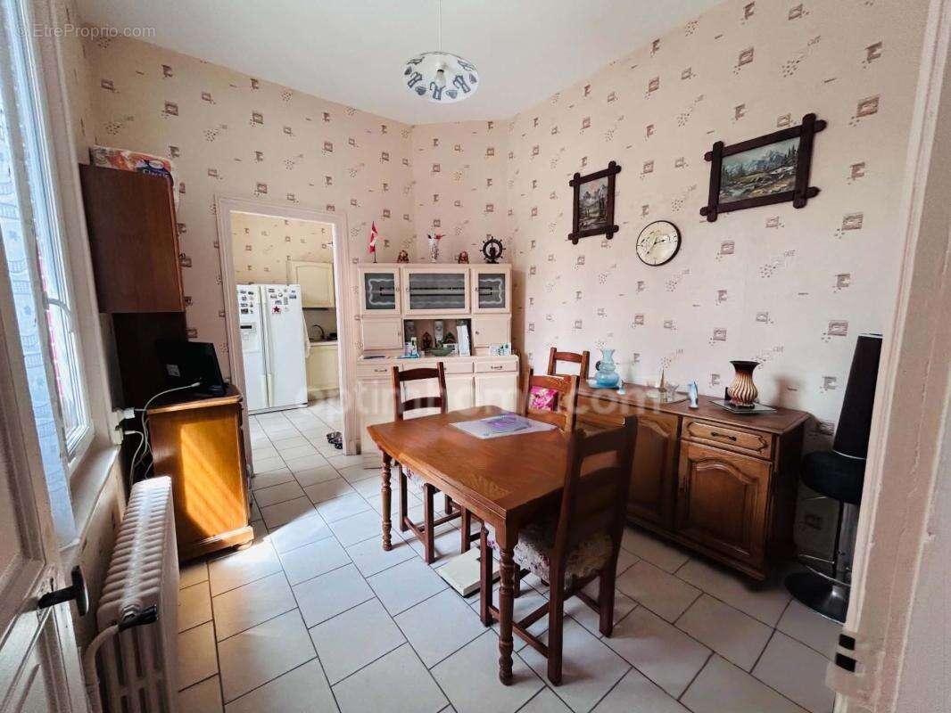 Maison 7 pièces SAINT QUENTIN (02) - photo 5