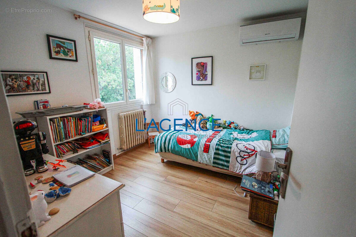 Appartement à HYERES