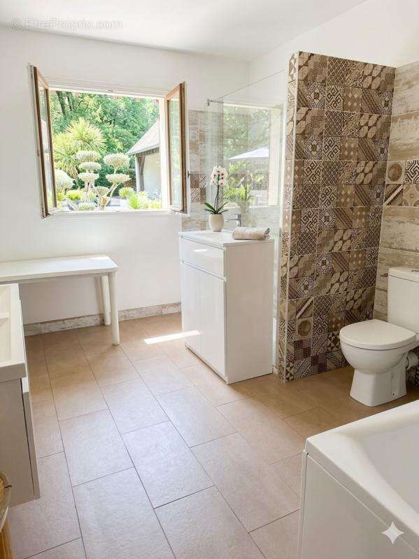 Maison à NOISY-SUR-ECOLE