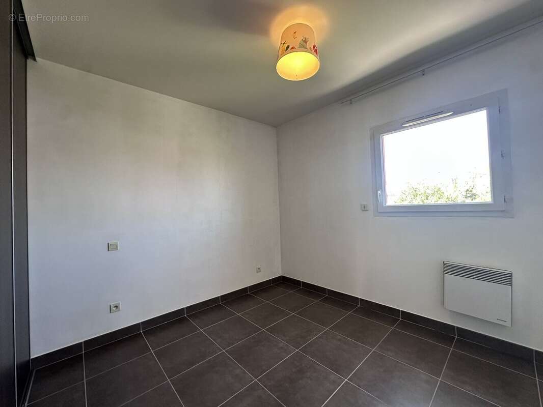 MONTPELLIER MALBOSC  Maison T4 duplex avec jardin plein sud, garage et stationnement - photo 7