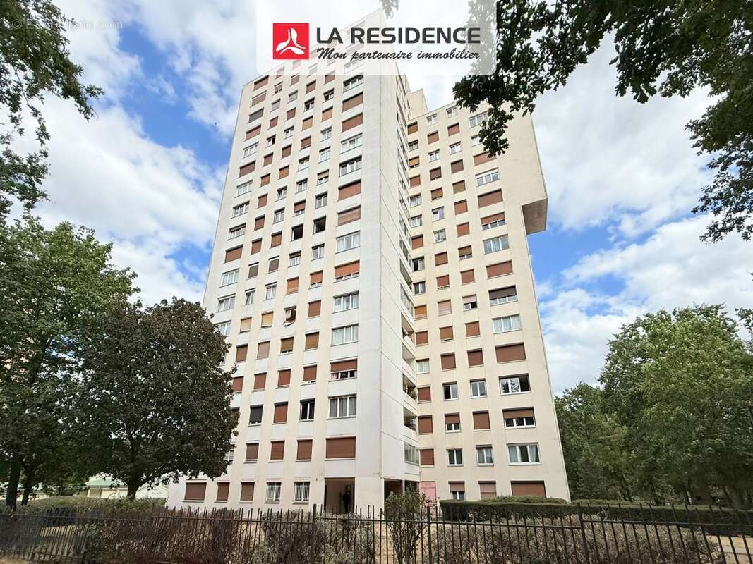 Appartement 67 m² à Montigny-Les-Cormeilles  - photo 9