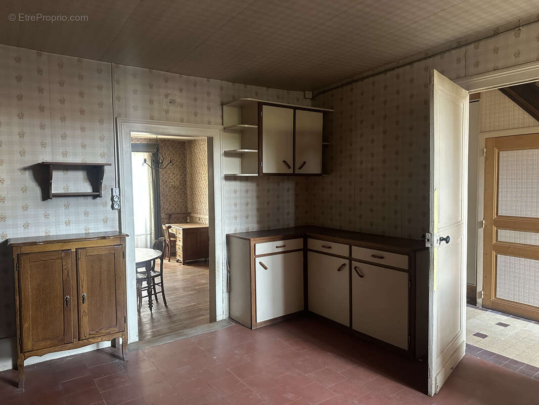 Maison de bourg 4 chambres   Proche commerces ! - photo 7