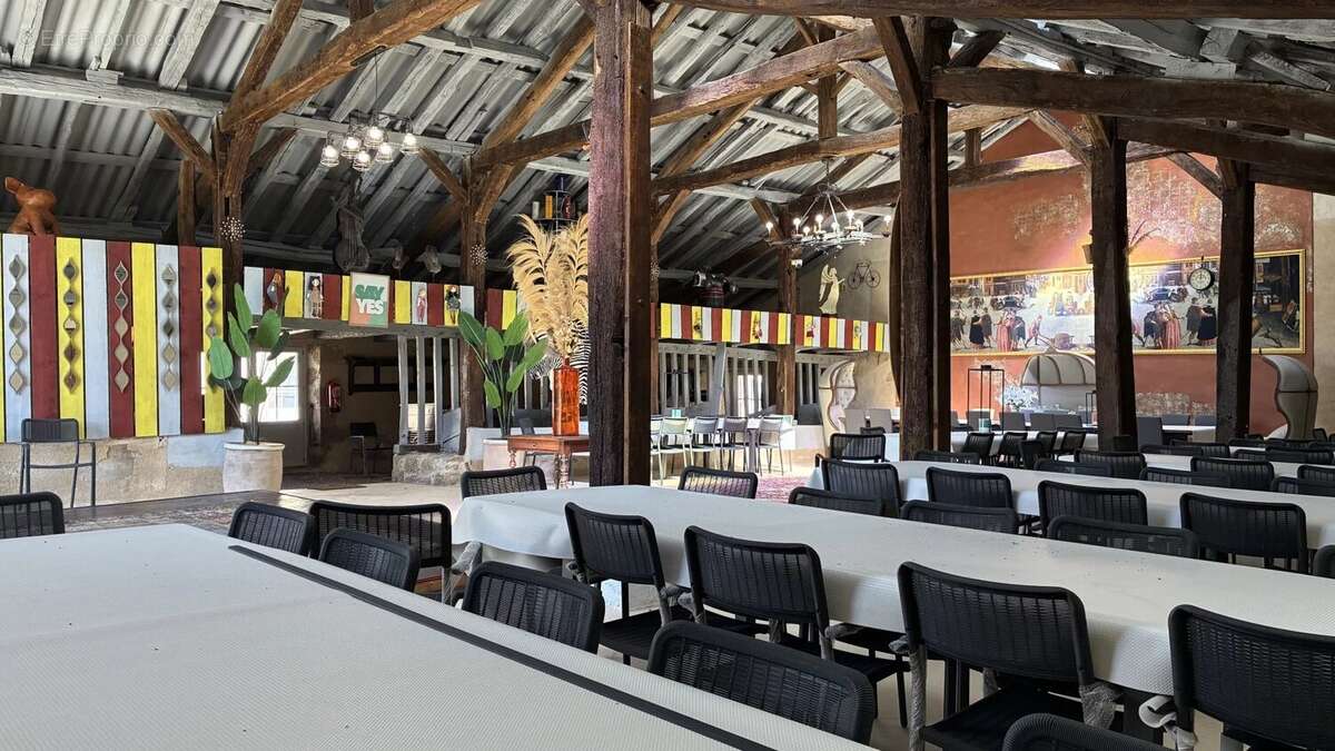 Maison à MONTMORILLON