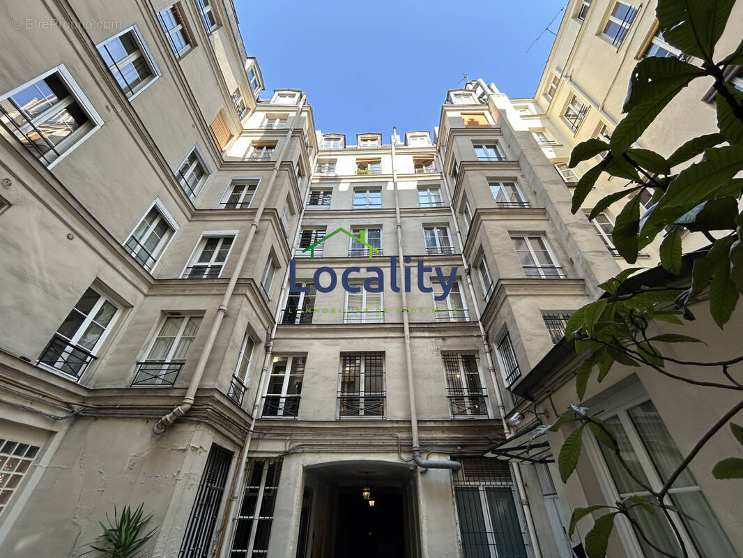 Appartement à PARIS-9E