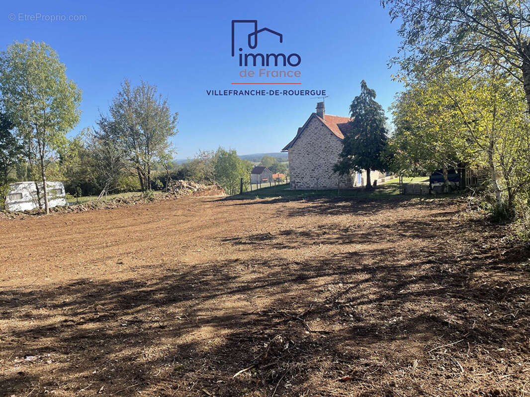 Terrain à LA CAPELLE-BALAGUIER
