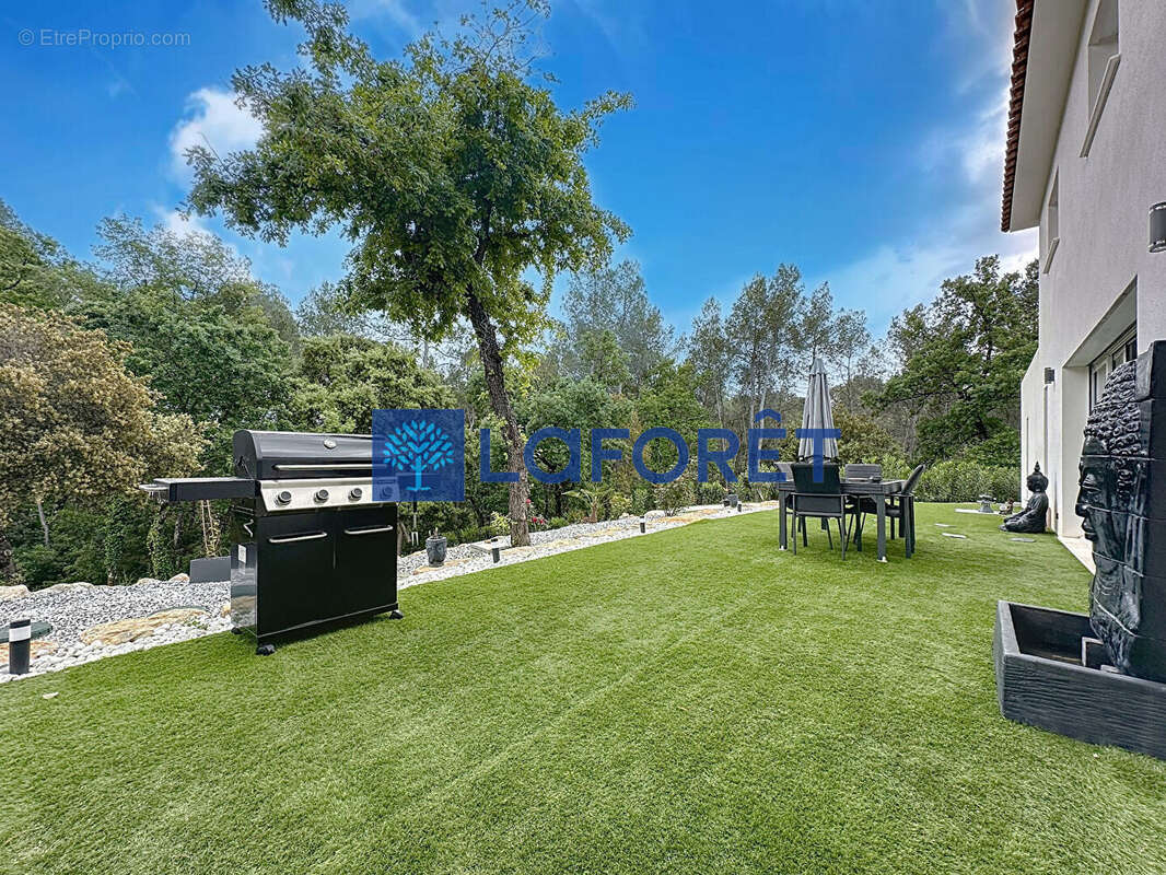 Maison à DRAGUIGNAN