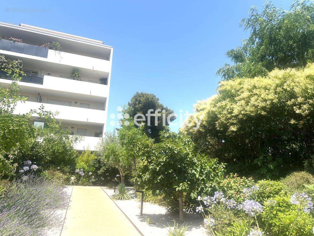 Appartement à MARSEILLE-10E