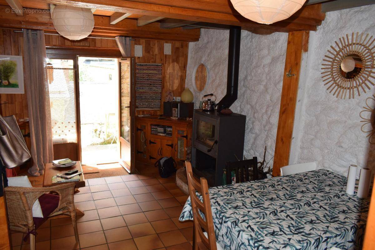 Maison à CAMPAGNA-DE-SAULT