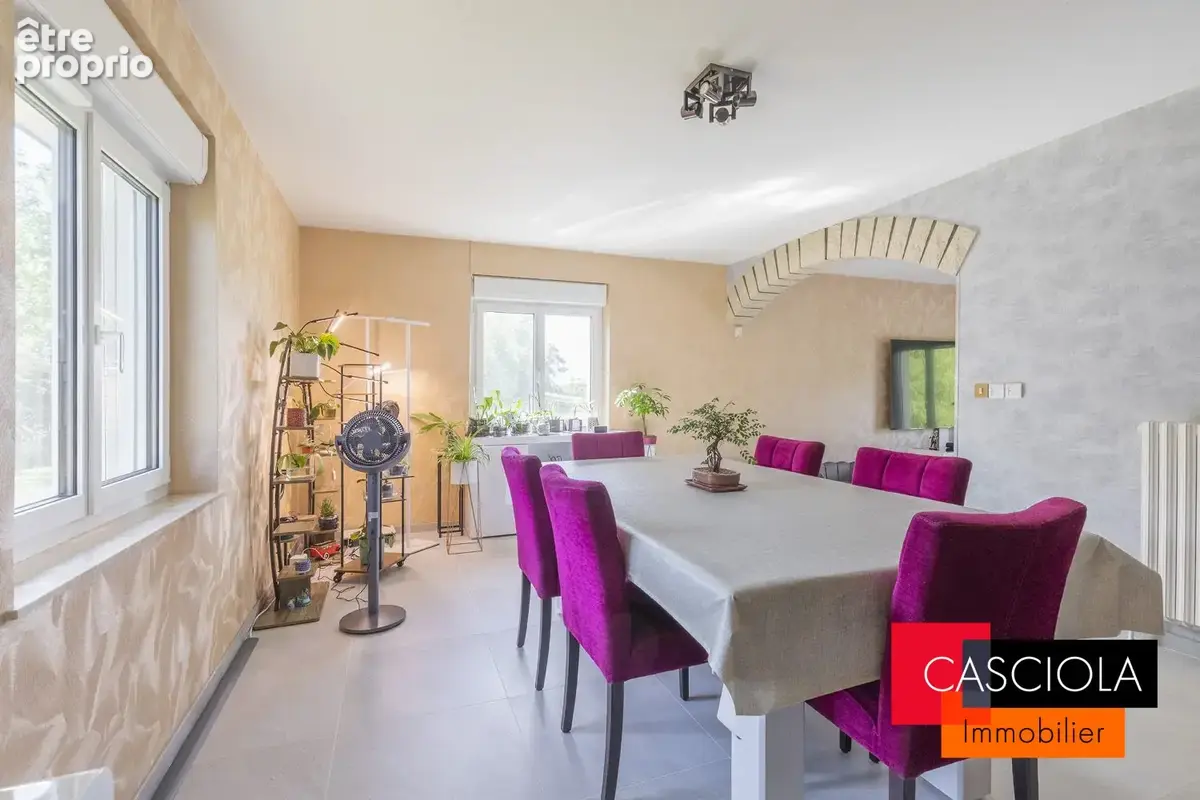Maison 216 m² à Courcelles-Chaussy  - photo 6