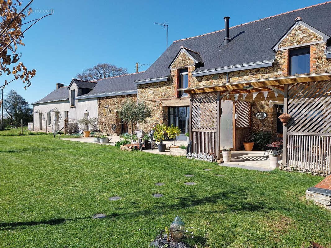 Maison à SOUDAN