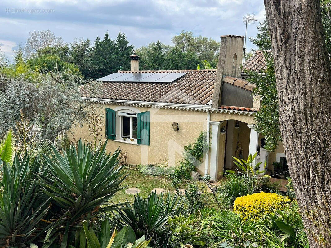 Maison à BOURG-LES-VALENCE