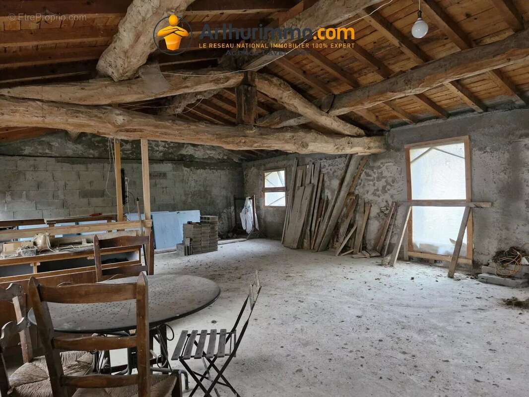 Maison à LA BASTIDE-SUR-L'HERS