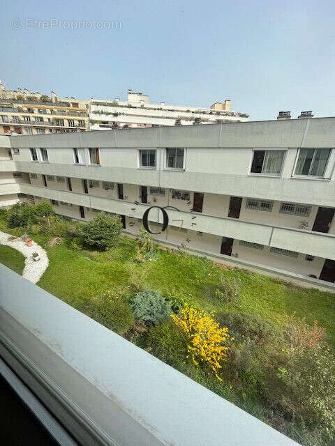 Appartement à PARIS-12E