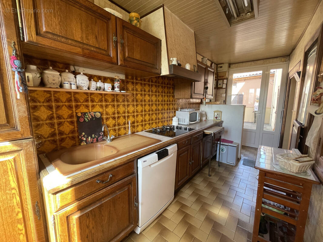 Vente maison de village St Victor et Melvieu - photo 3