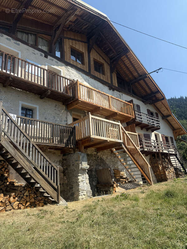 Maison à FEISSONS-SUR-SALINS