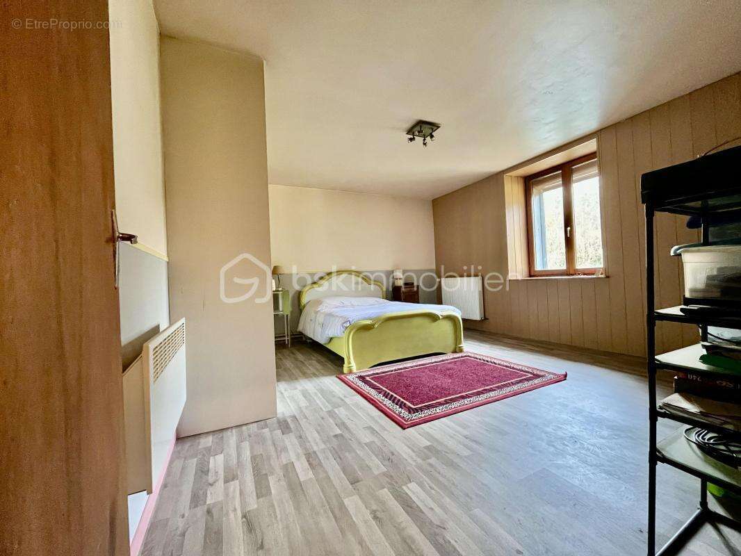 Maison à CLERMONT-EN-ARGONNE