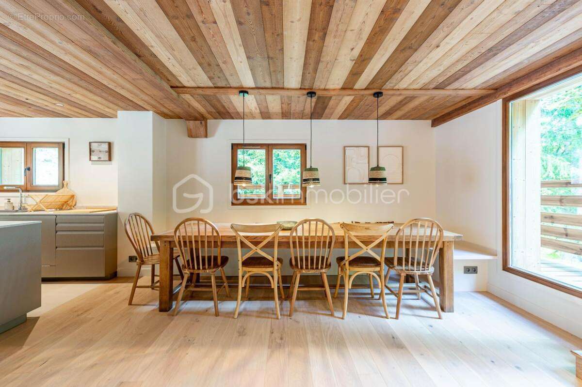 Maison à LA CLUSAZ