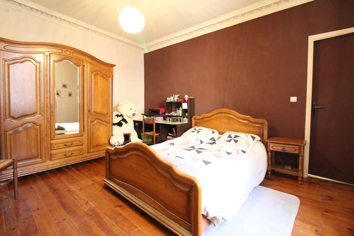 Appartement à SAINT-AFFRIQUE