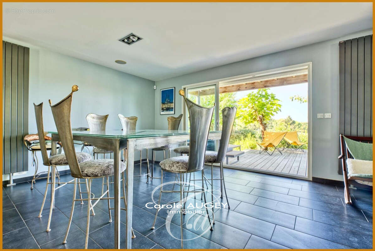 Maison à CARIGNAN-DE-BORDEAUX