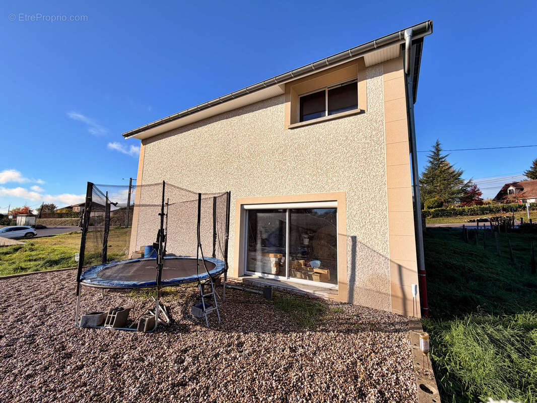 Maison à SAINT-JEAN-DE-SOUDAIN