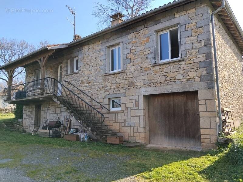 Maison à VAILHOURLES