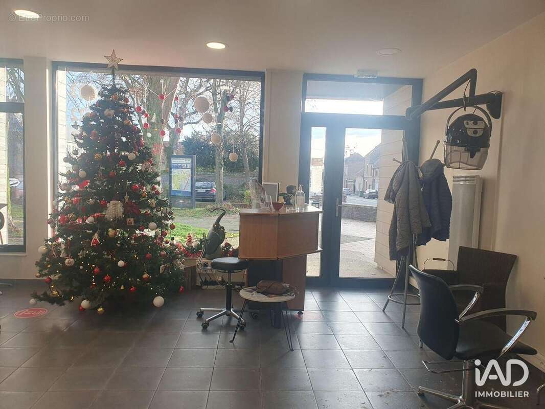 Photo 4 - Commerce à DREUIL-LES-AMIENS