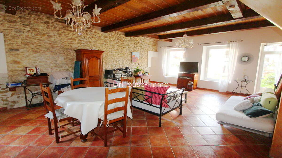 Maison à MARSEILLE-3E