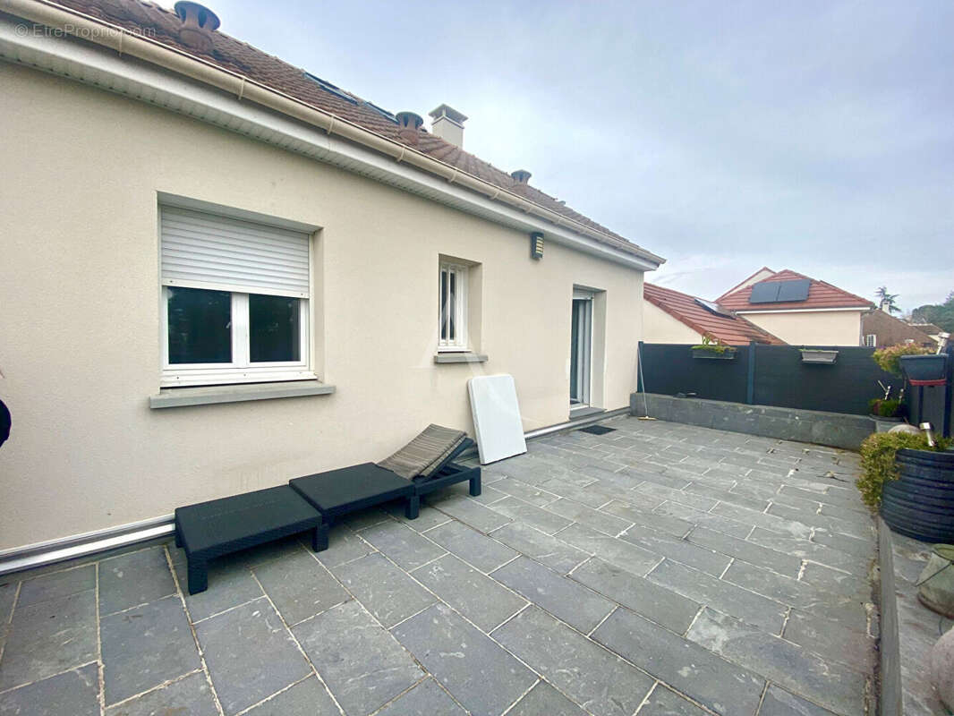 Maison à SANDILLON