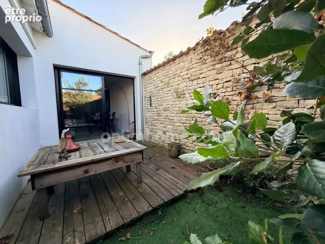 A saisir maison de plain pieds récente en  plein cœur du village  au Bois-Plage-en-Ré – - photo 16
