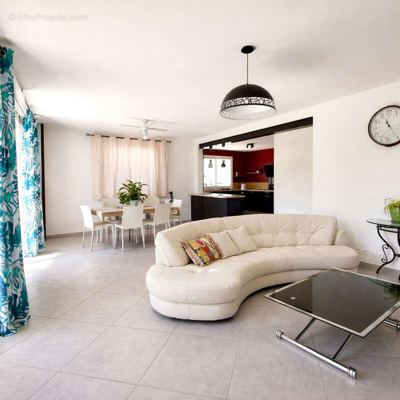 Maison à PIERRELATTE