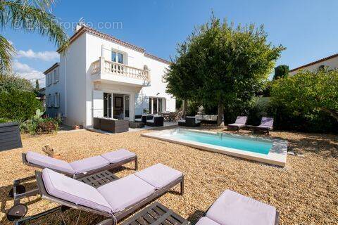 Maison à SIX-FOURS-LES-PLAGES