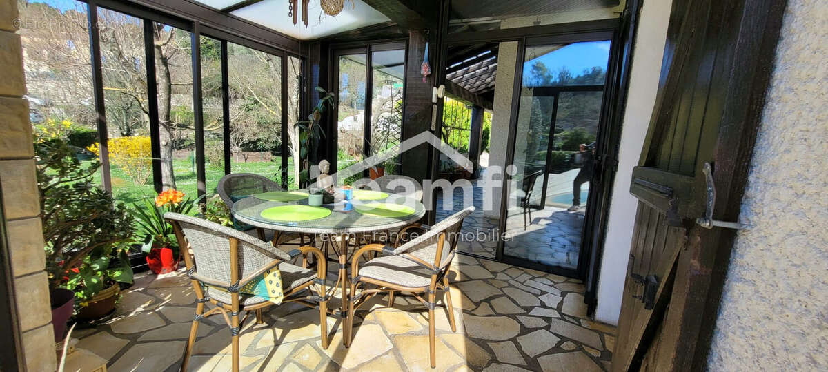 Maison à SAINT-MARTIN-DE-VALGALGUES