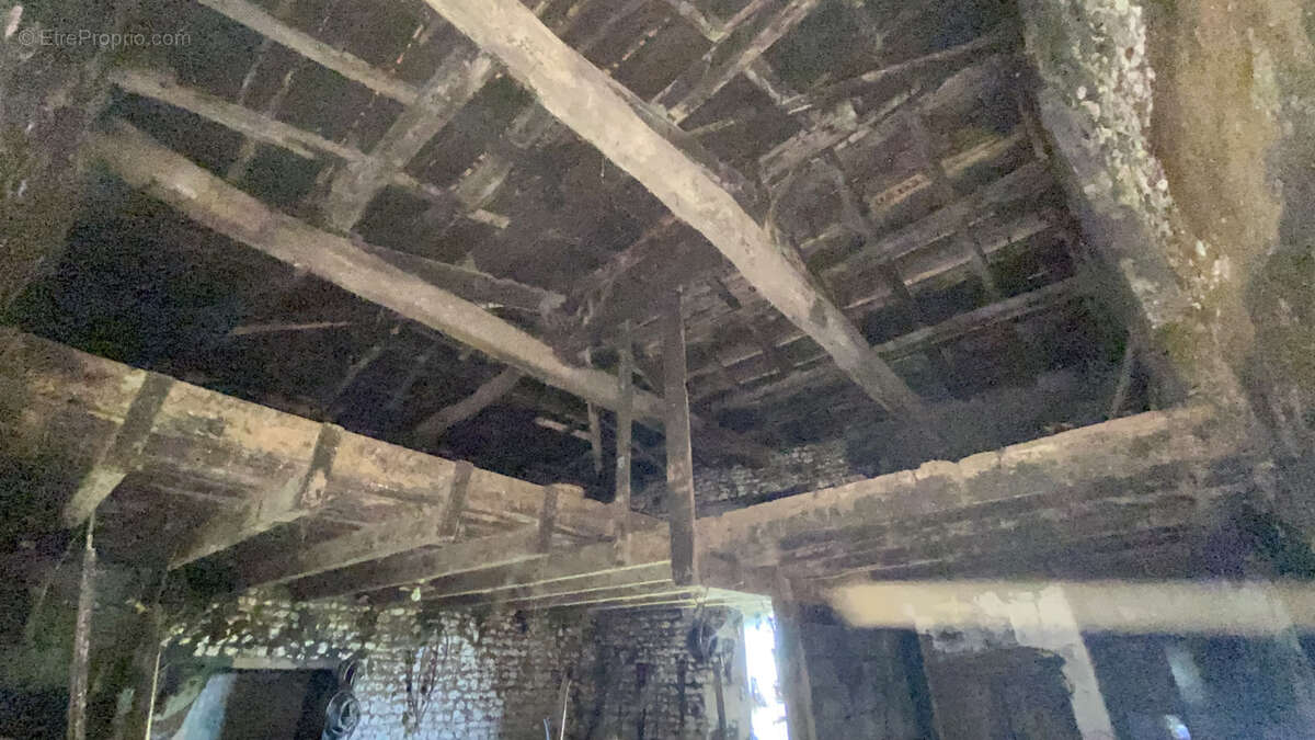 Maison à CHENAC-SAINT-SEURIN-D&#039;UZET