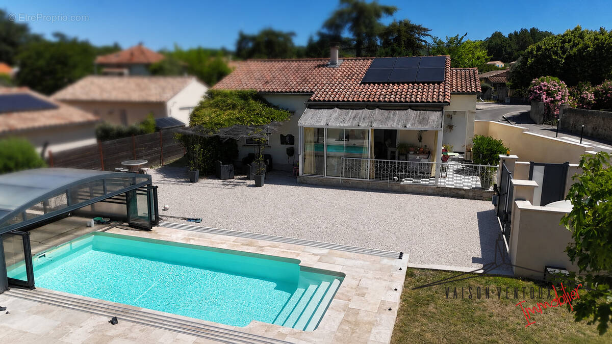 Maison à VAISON-LA-ROMAINE