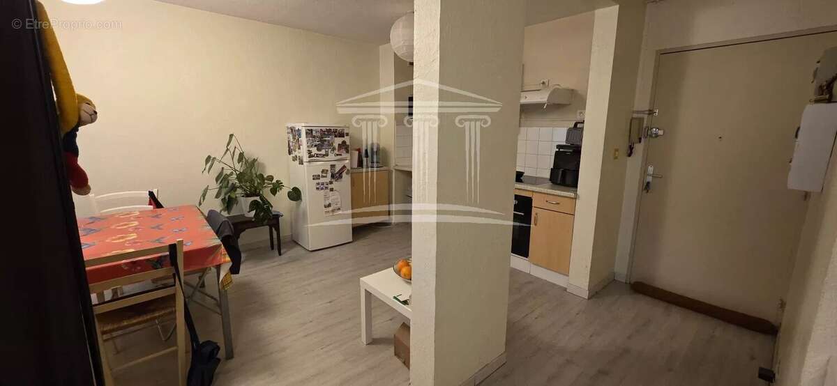 Appartement à SORGUES