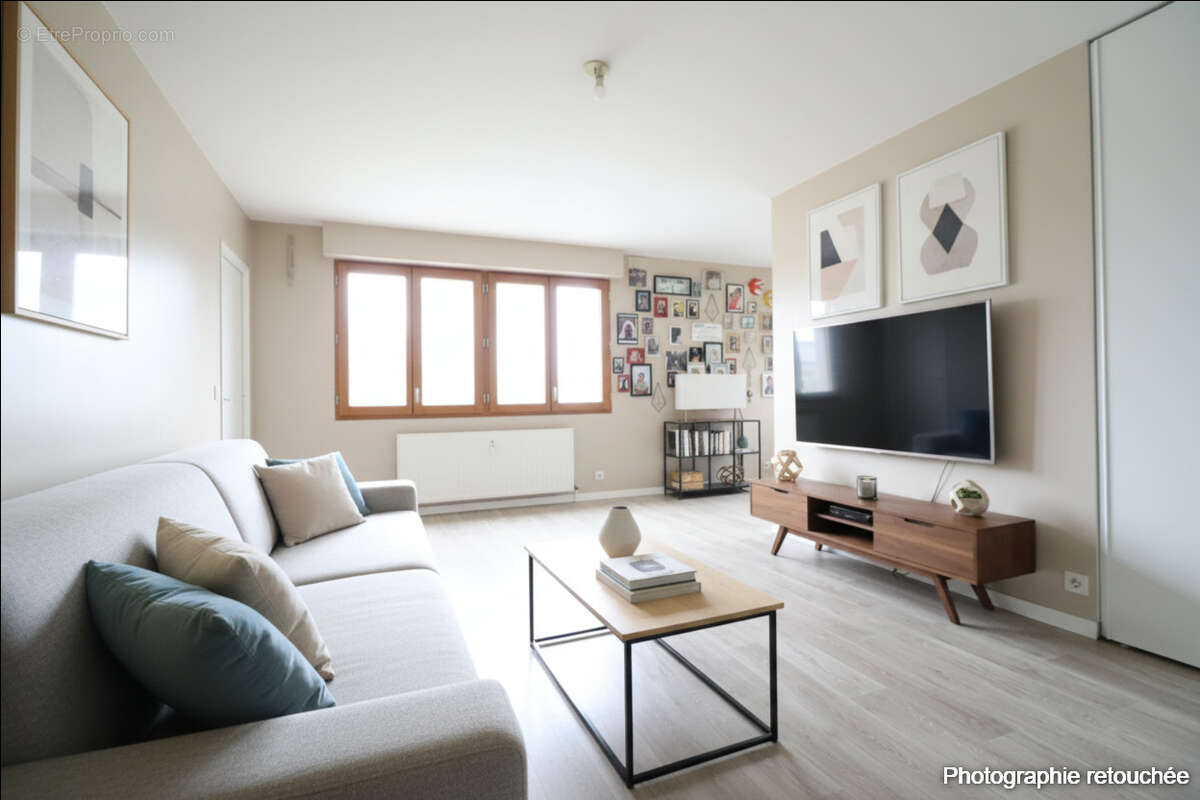 À vendre  4 pièces avec terrasse  dernier étage  saint-denis - photo 2