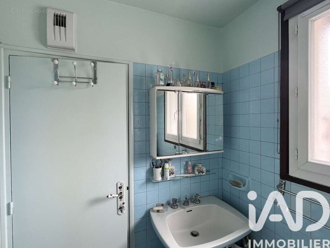 Photo 9 - Appartement à SAINT-DENIS