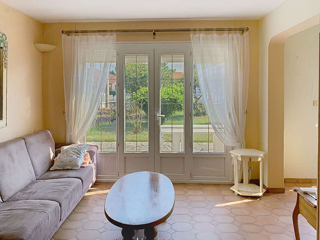 Maison à VILLENAVE-D'ORNON