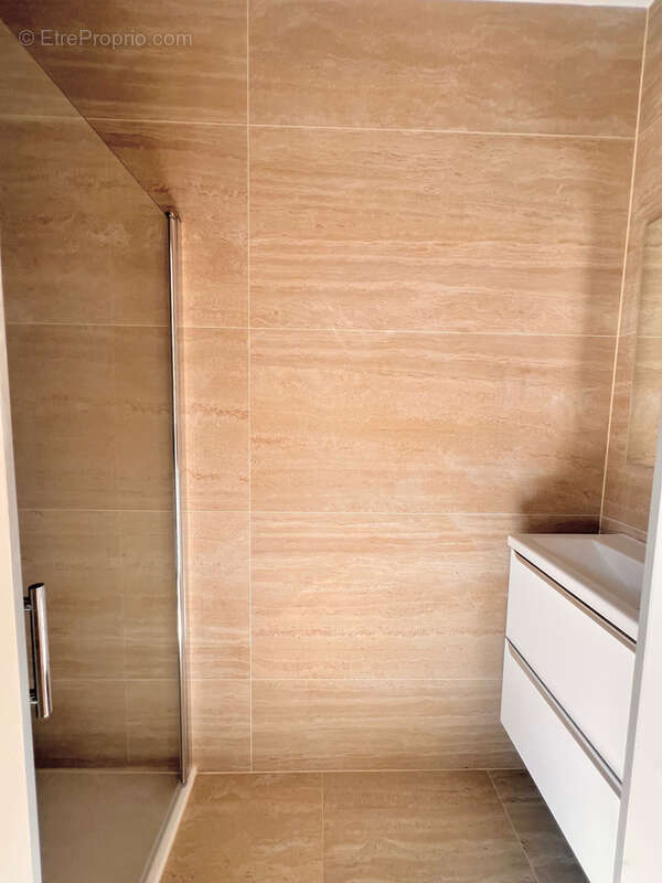 Appartement à MANDELIEU-LA-NAPOULE