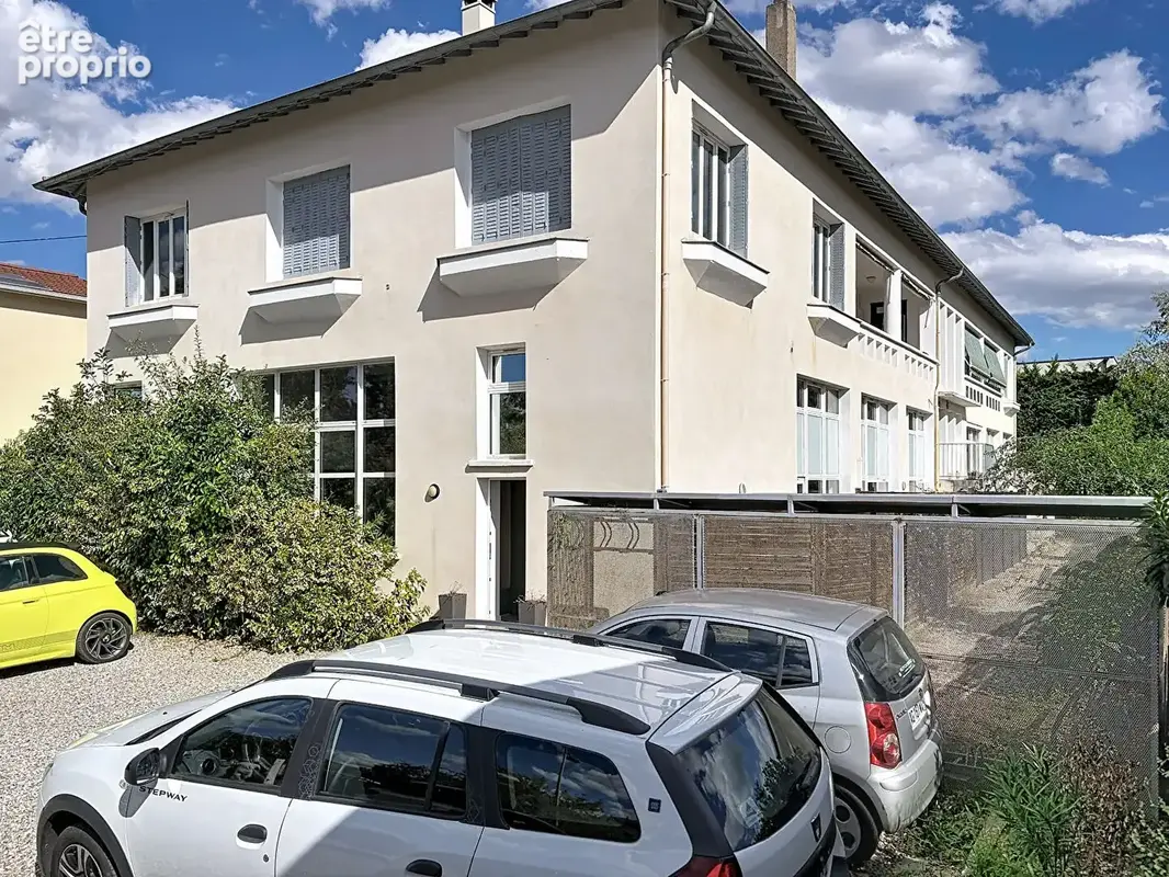 A VENDRE triplex Caluire Et Cuire 9 pièces 219,60 m2 (236 utile) avec terrasse - photo 25