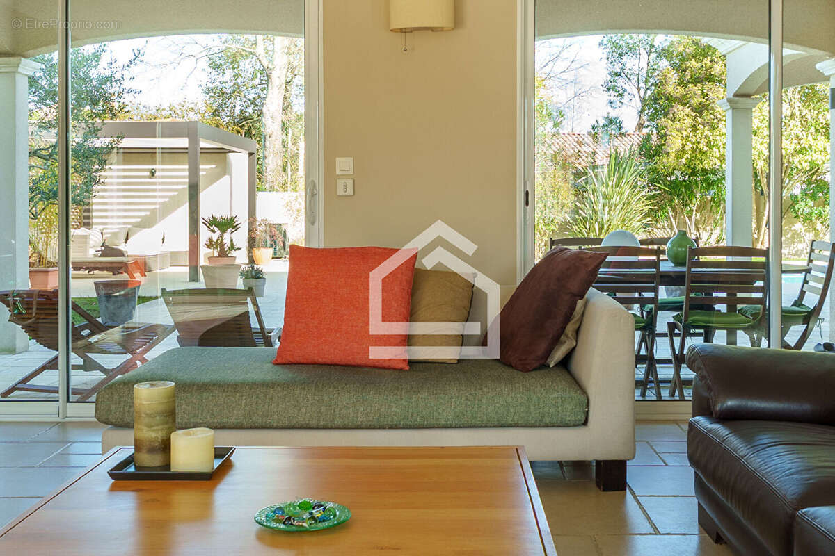 Maison à LE TAILLAN-MEDOC