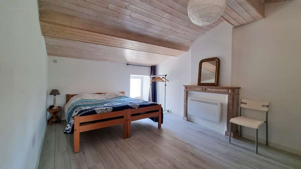 Maison à PEYRIAC-MINERVOIS