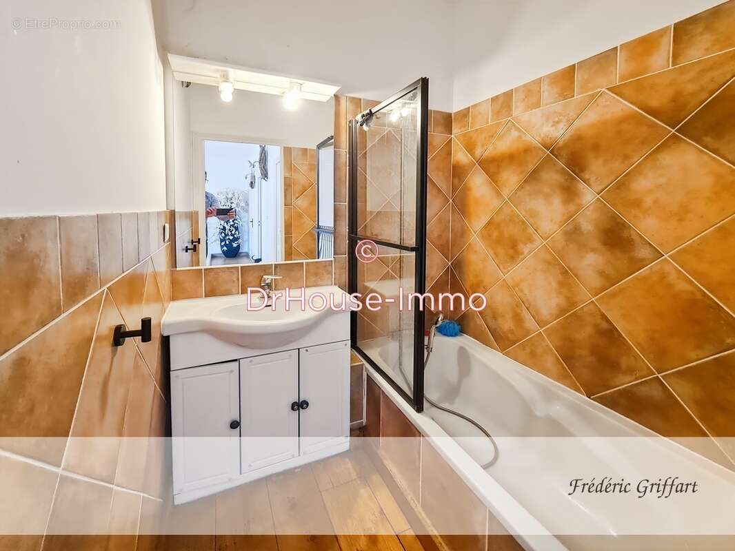 Maison à GREOUX-LES-BAINS