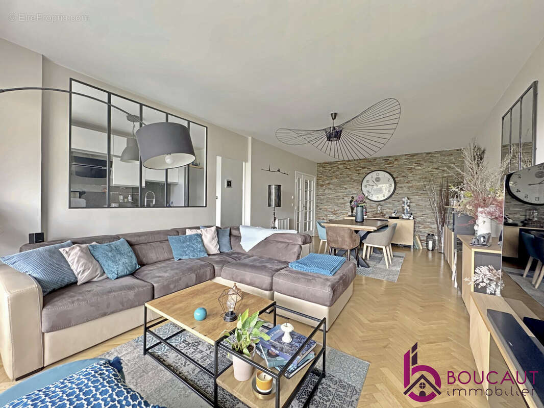 Appartement à LE PLESSIS-ROBINSON
