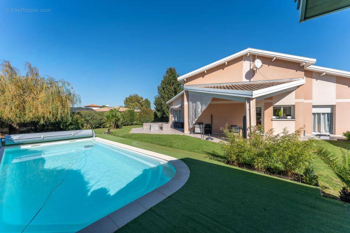 Maison à GUJAN-MESTRAS